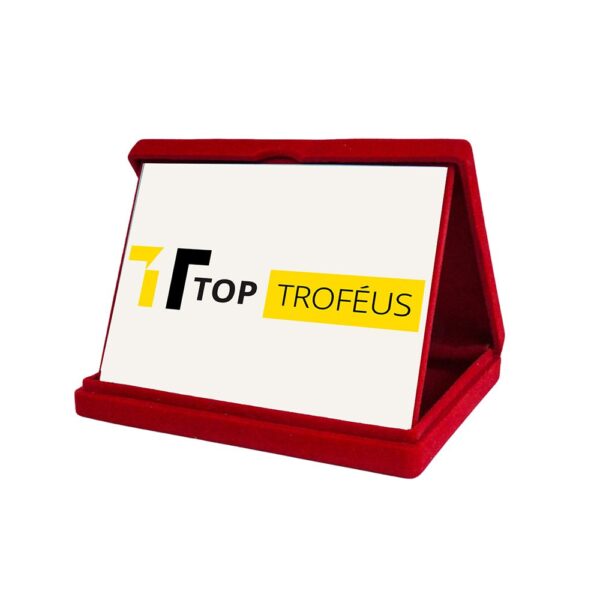 Estojo de veludo 18 x 14 cm com aba vermelho com placa